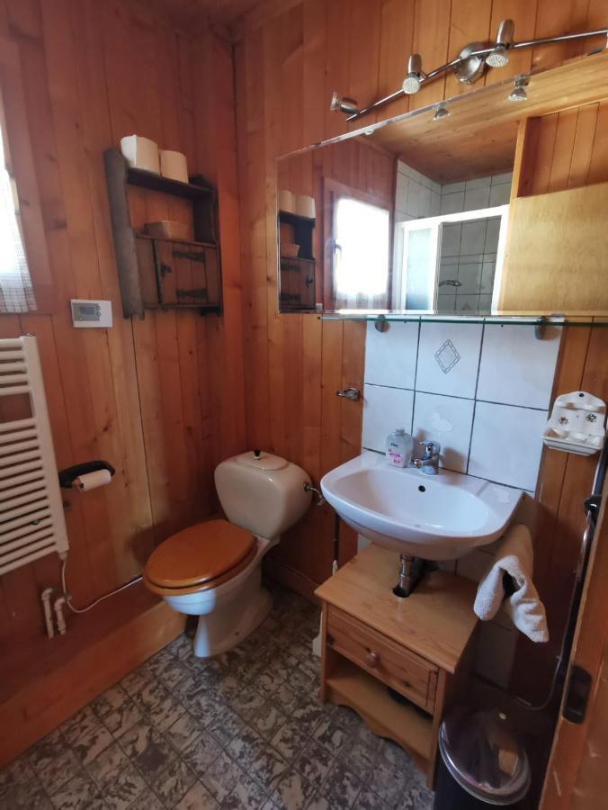 Chalet Traditionnel Avec Jacuzzi Exterieur Bex Exteriér fotografie